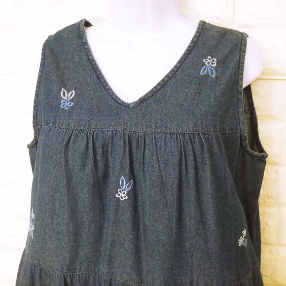 Vintage 90s Denim Jumper Pinafore Dress -M Embroidered Floral Pockets Lace Trim - Picture 3 of 9